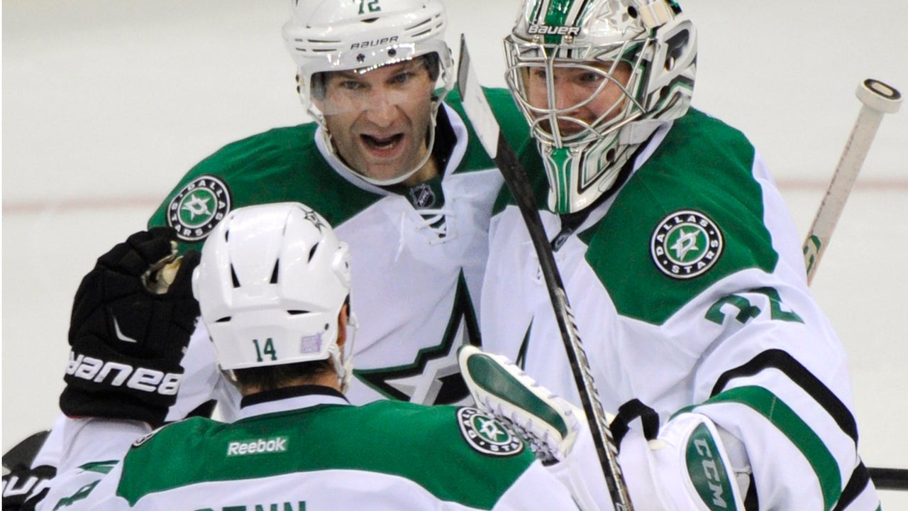 Benn scores in fifth straight, Stars edge Devils
